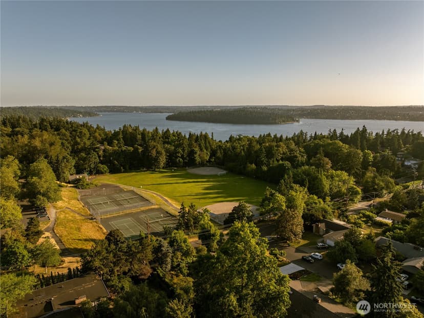 Property photo for 3853 81st Avenue SE, Mercer Island photo 37