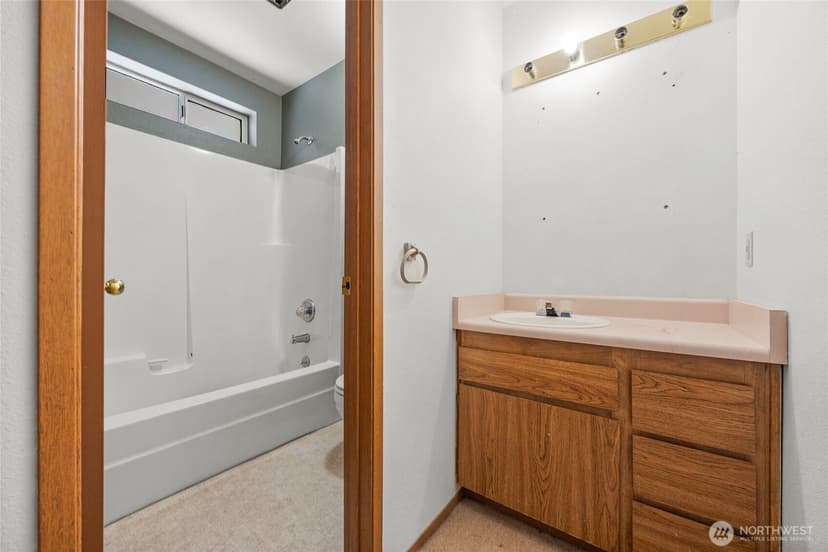 Property photo for 21815 SE 271st Street, Maple Valley photo 20