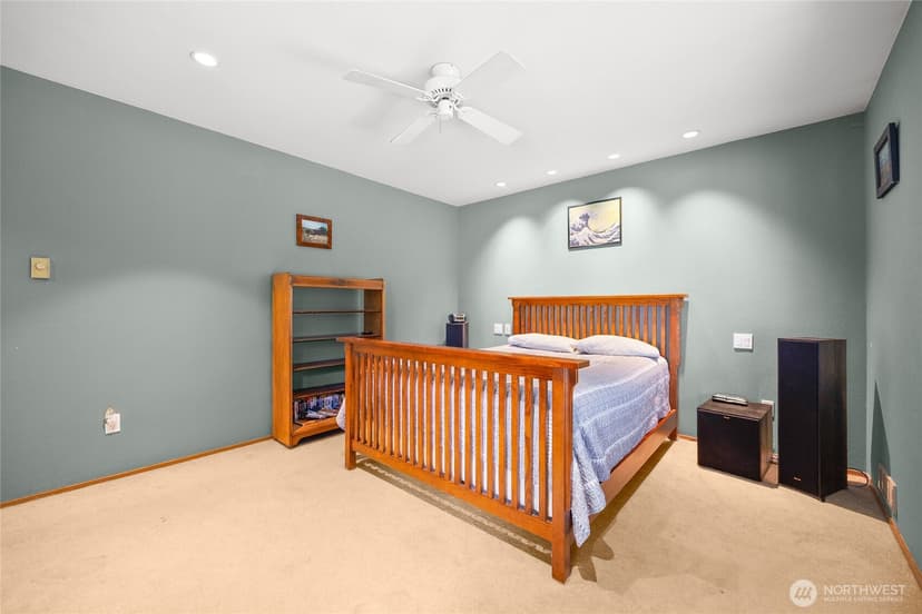 Property photo for 21815 SE 271st Street, Maple Valley photo 16