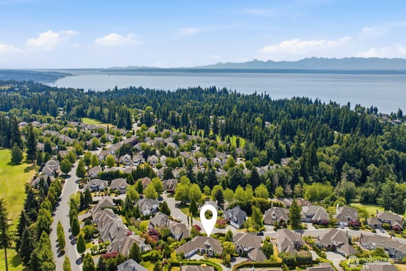 Property photo for 11924 59th Avenue W, Mukilteo photo 39