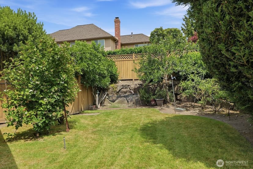 Property photo for 11924 59th Avenue W, Mukilteo photo 33