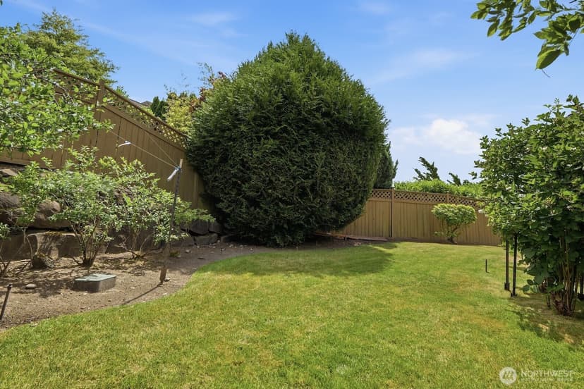 Property photo for 11924 59th Avenue W, Mukilteo photo 32