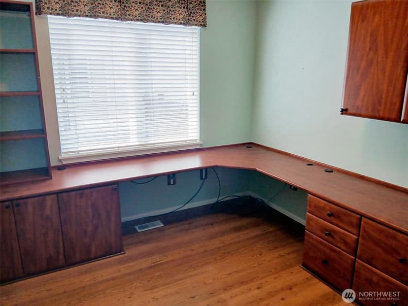 Property photo for 9202 169th Street E, Puyallup photo 16