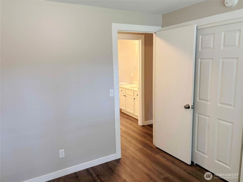 Property photo for 26454 170th Avenue SE, Covington photo 12