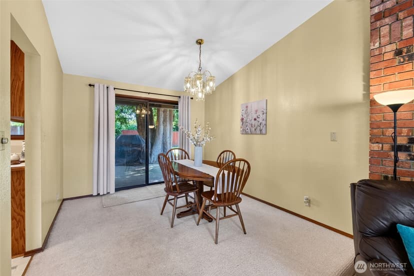 Property photo for 5000 NE 6th Street, Renton photo 7