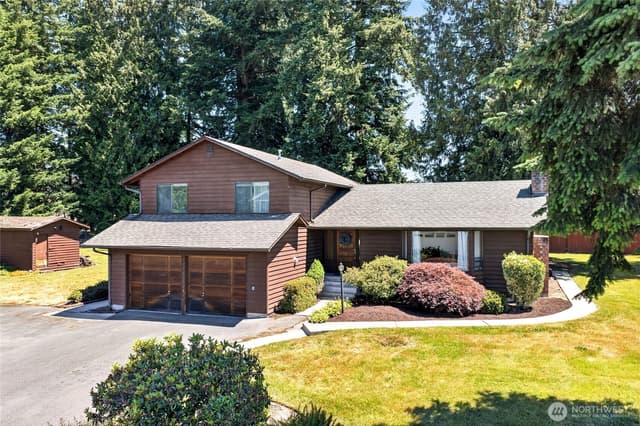 Property photo for 5000 NE 6th Street, Renton