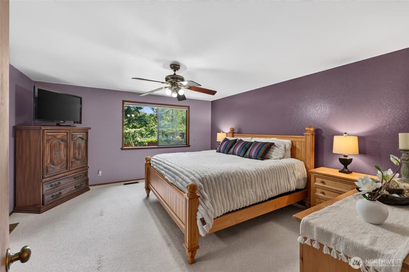 Property photo for 5000 NE 6th Street, Renton photo 18