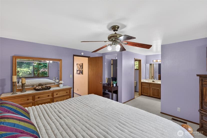 Property photo for 5000 NE 6th Street, Renton photo 19