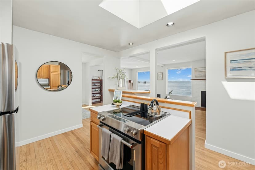 Property photo for 10932 Vashon Hwy SW, Vashon photo 9