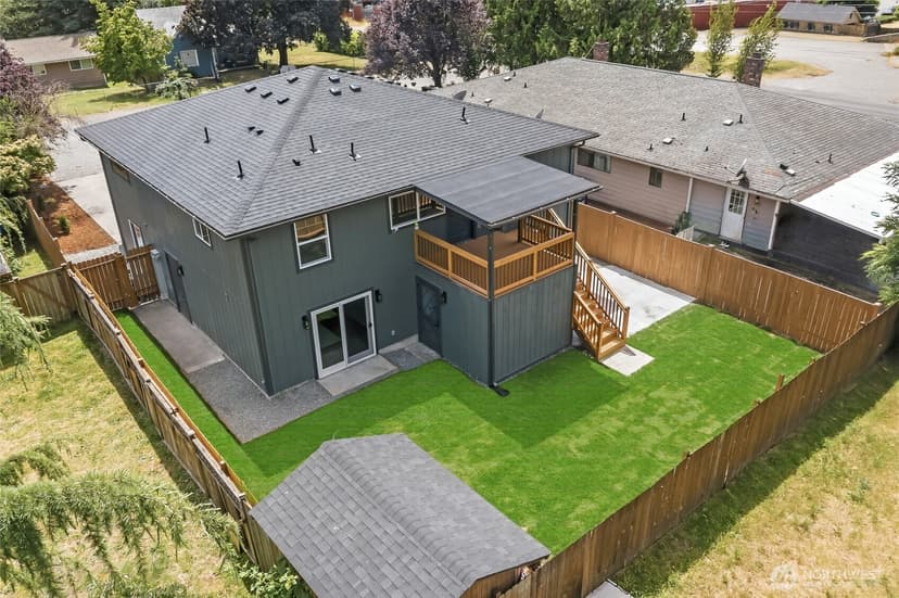 Property photo for 111 Tule Lake Road E, Tacoma photo 4