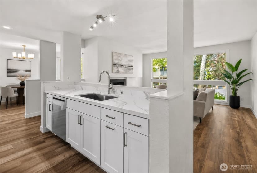 Property photo for 3710 26th Place W #405, Seattle photo 5