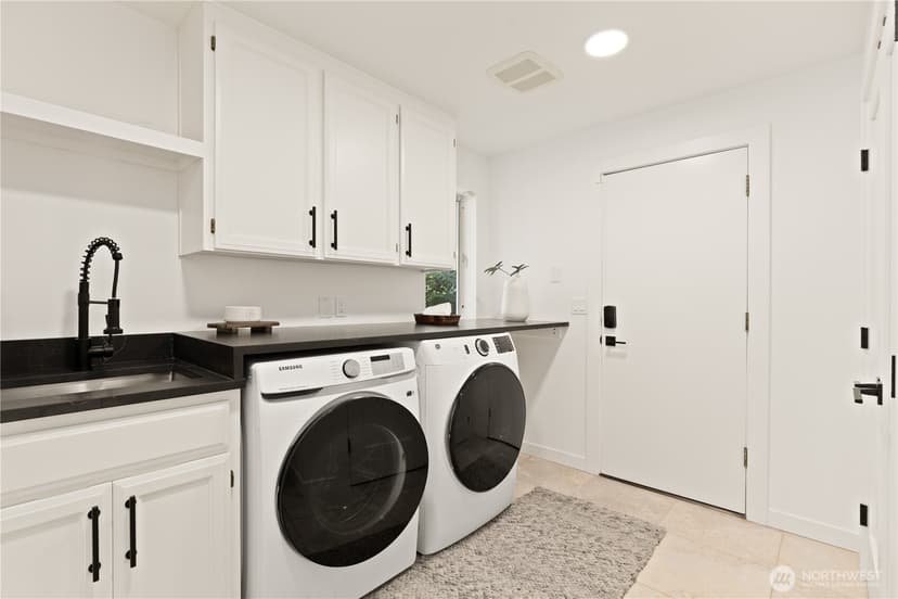 Property photo for 7712 89th Place SE, Mercer Island photo 36