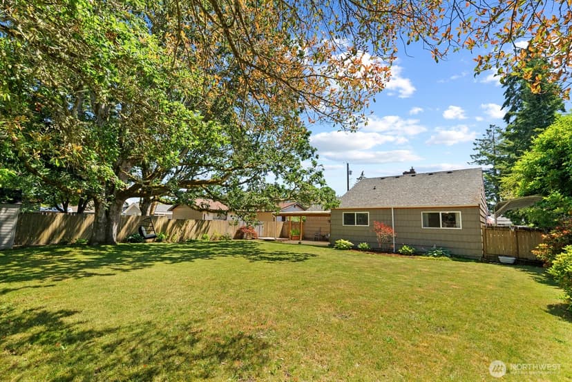 Property photo for 9723 Forest Avenue SW, Lakewood photo 29