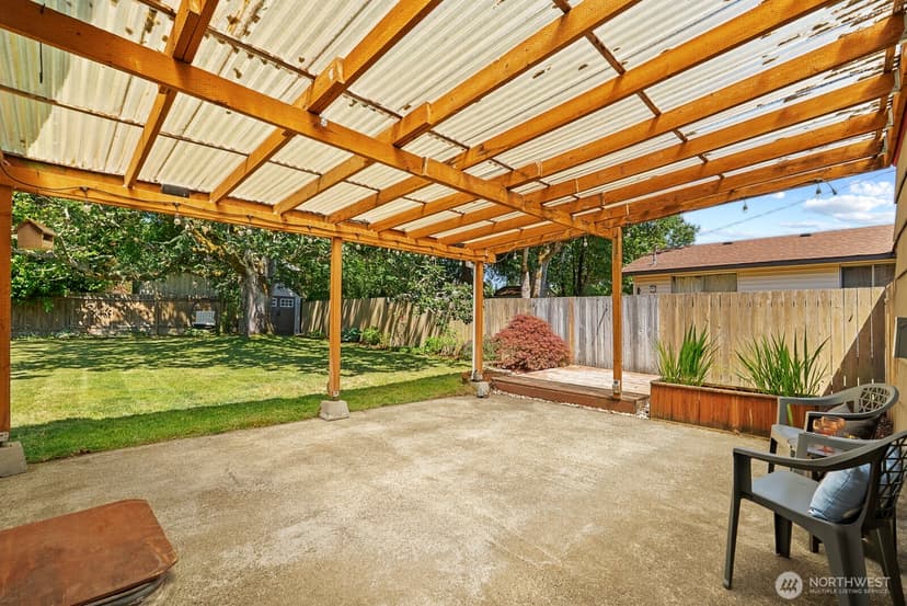 Property photo for 9723 Forest Avenue SW, Lakewood photo 26
