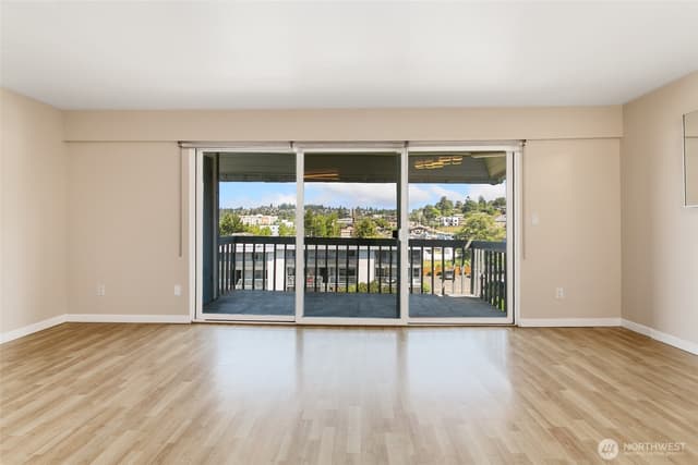 Property photo for 23011 Marine View Drive S #B310, Des Moines photo 3