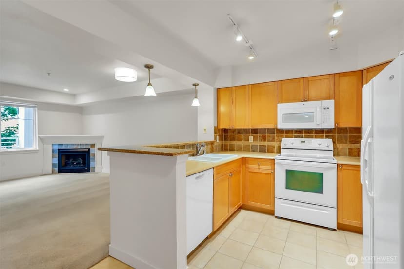 Property photo for 1545 NW 57th Street #227, Seattle photo 17