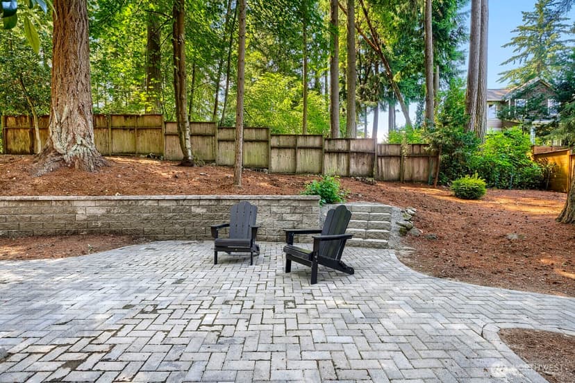 Property photo for 16051 21st Avenue SW, Burien photo 27