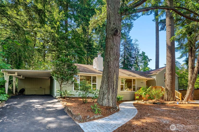 Property photo for 16051 21st Avenue SW, Burien photo 4