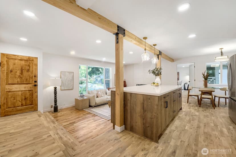 Property photo for 16051 21st Avenue SW, Burien photo 6