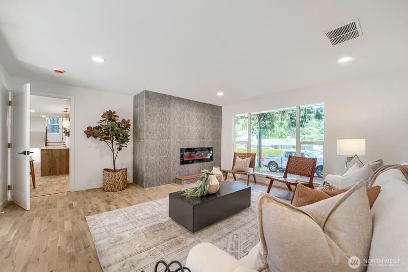 Property photo for 16051 21st Avenue SW, Burien photo 13