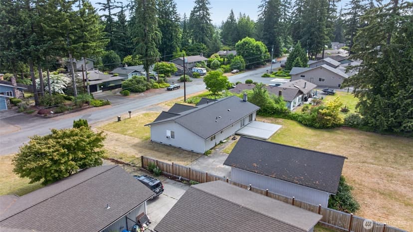 Property photo for 3710 100th Place NE, Marysville photo 4