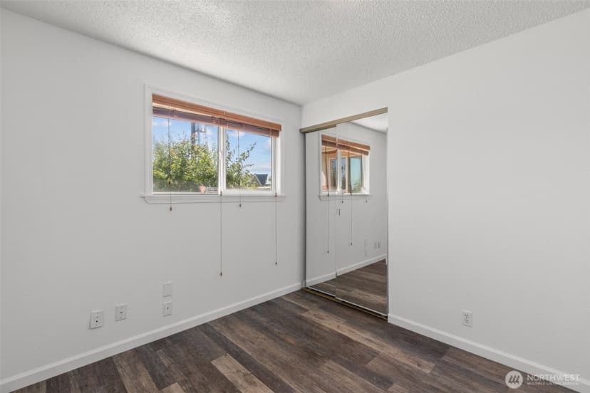 Property photo for 24527 36th Avenue S, Kent photo 25