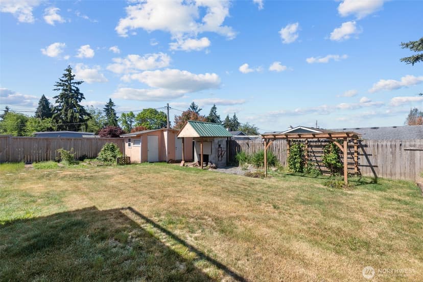 Property photo for 24527 36th Avenue S, Kent photo 34