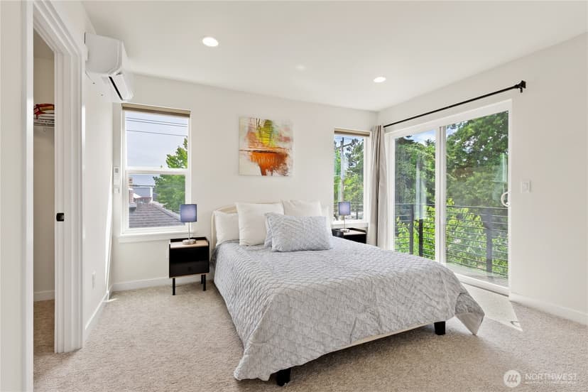 Property photo for 10306 Midvale Avenue N #A, Seattle photo 17