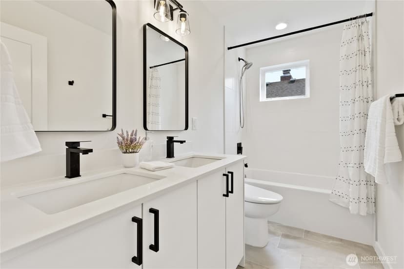 Property photo for 10306 Midvale Avenue N #A, Seattle photo 22