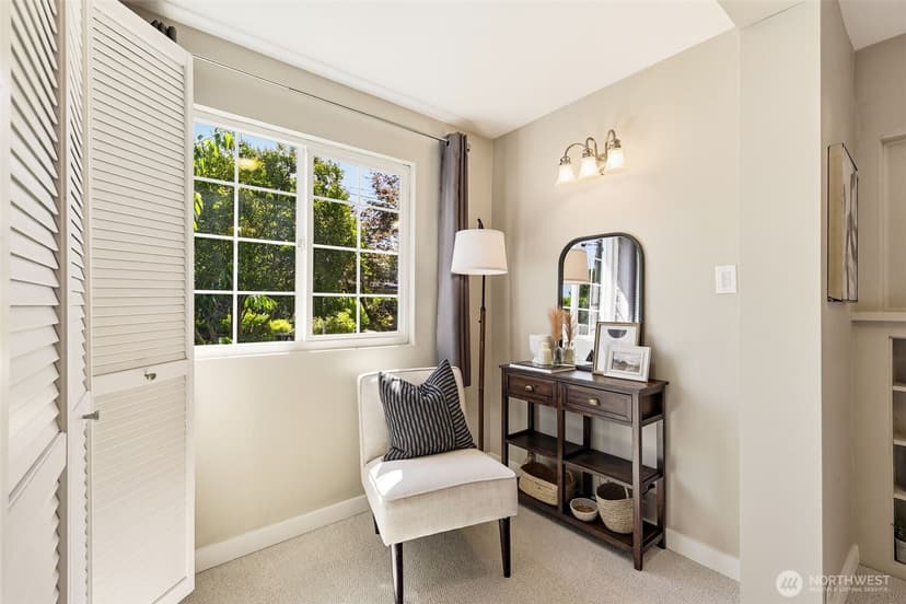 Property photo for 8123 49th Avenue S, Seattle photo 14