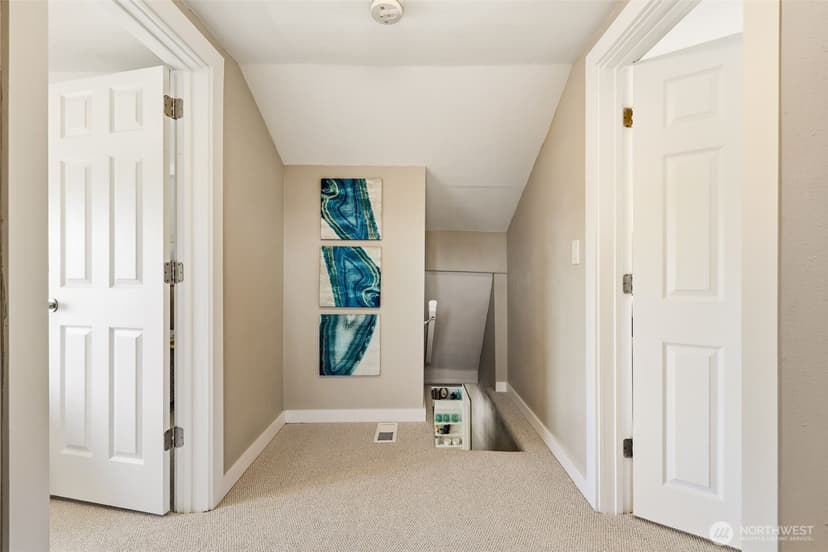 Property photo for 8123 49th Avenue S, Seattle photo 16