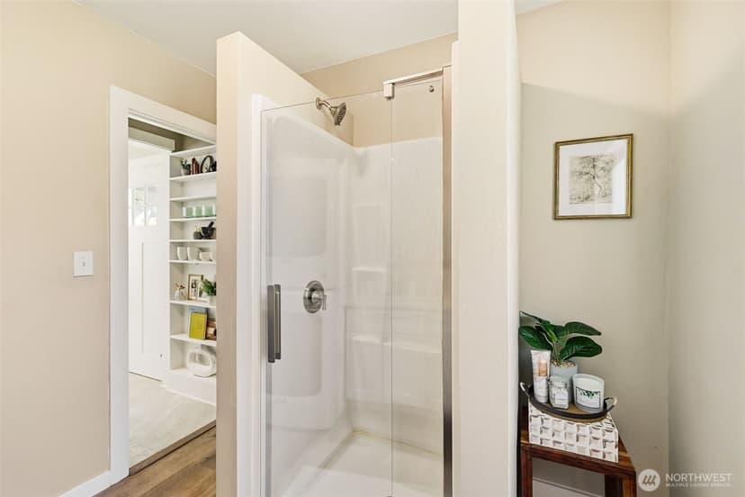 Property photo for 8123 49th Avenue S, Seattle photo 10