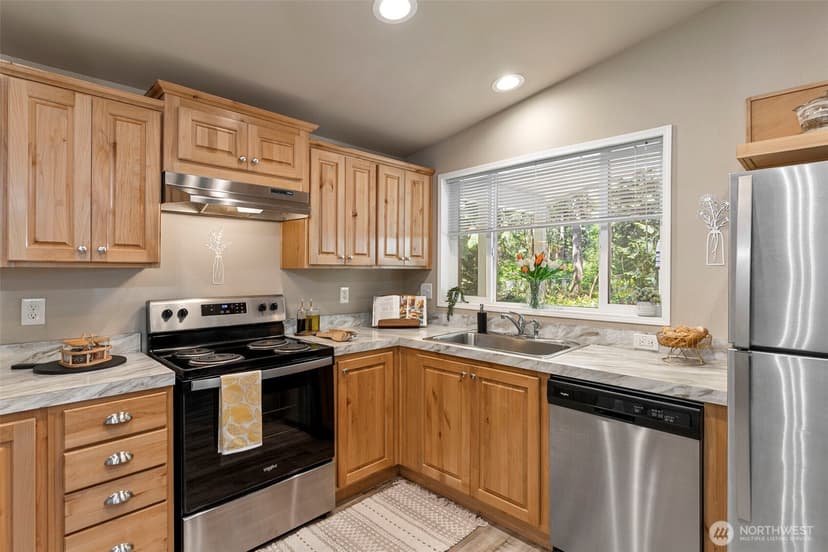 Property photo for 12487 Old Military Road NE, Poulsbo photo 14