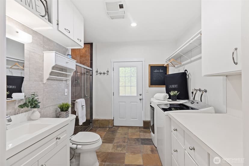 Property photo for 12017 106th Avenue NE, Kirkland photo 31