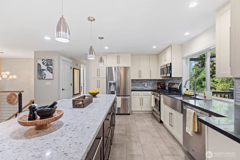 Property photo for 12017 106th Avenue NE, Kirkland photo 13