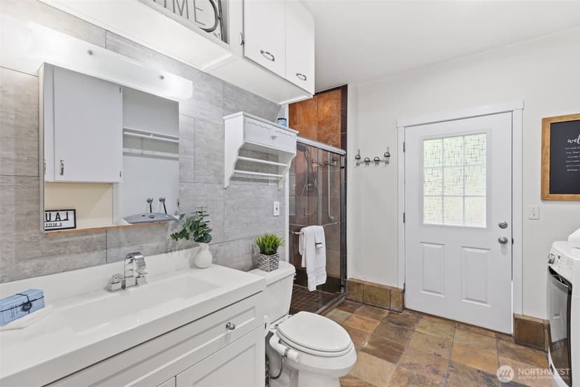 Property photo for 12017 106th Avenue NE, Kirkland photo 32