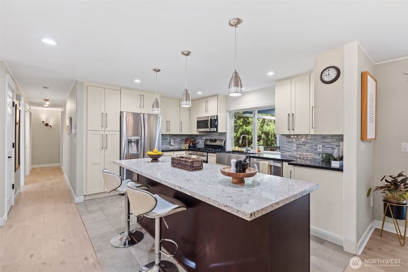 Property photo for 12017 106th Avenue NE, Kirkland photo 12