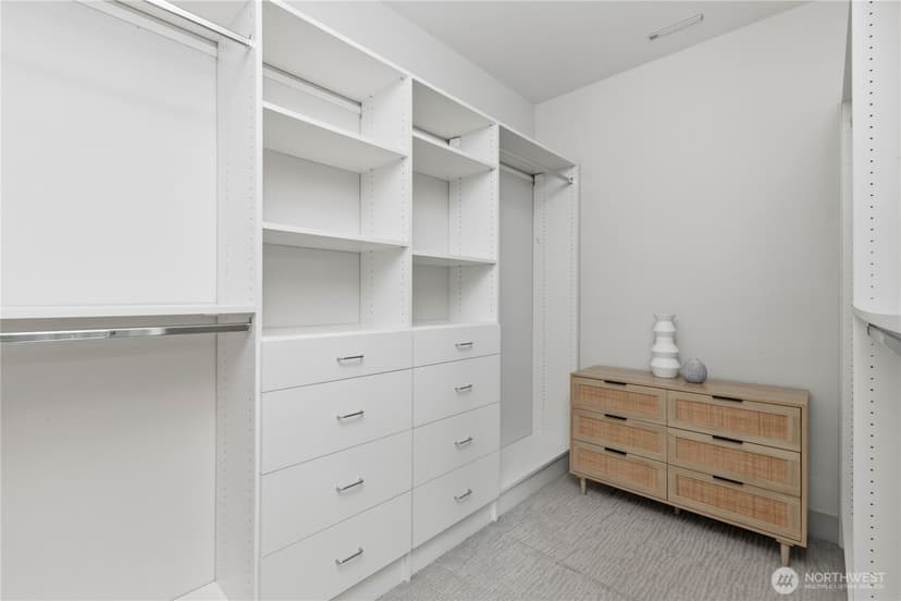 Property photo for 1313 4th Avenue W, Seattle photo 19