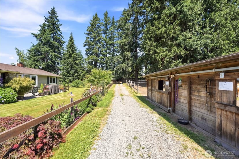 Property photo for 7229 65th Avenue SE, Snohomish photo 15