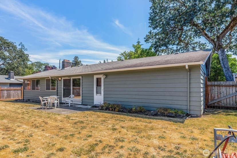 Property photo for 9015 Winona Street SW, Lakewood photo 22