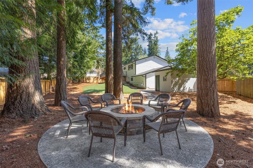 Property photo for 6126 189th Place SW, Lynnwood photo 37