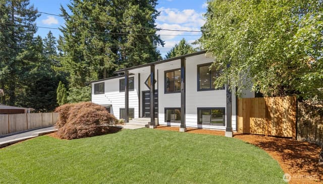 Property photo for 6126 189th Place SW, Lynnwood photo 4