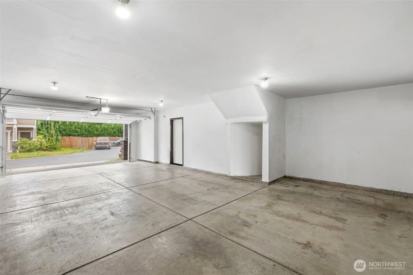 Property photo for 11625 10th Place W, Everett photo 33
