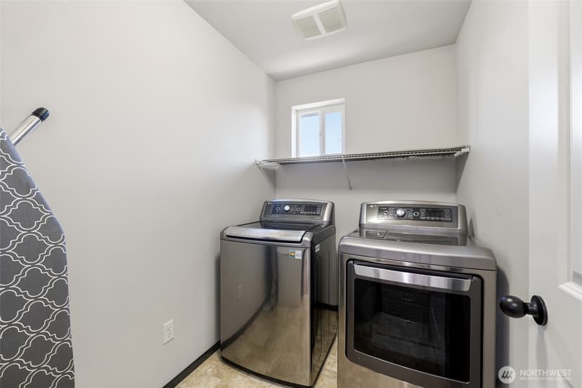 Property photo for 11625 10th Place W, Everett photo 25