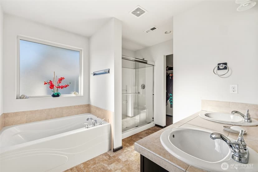 Property photo for 11625 10th Place W, Everett photo 16