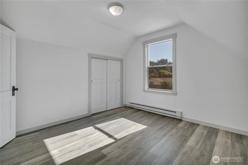 Property photo for 223 R Street NE, Auburn photo 24