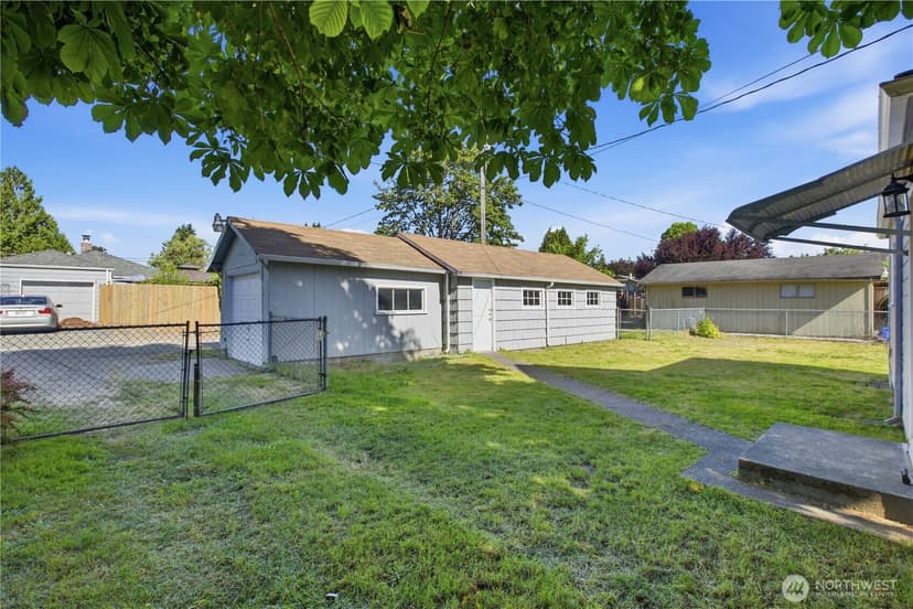 Property photo for 223 R Street NE, Auburn photo 25