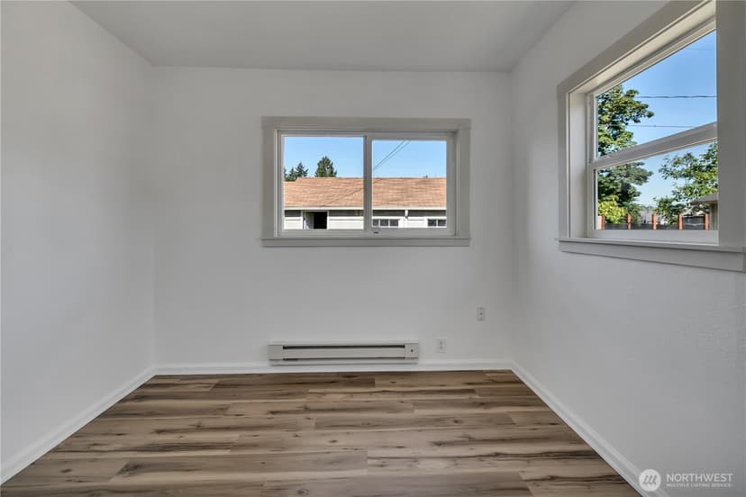 Property photo for 223 R Street NE, Auburn photo 16
