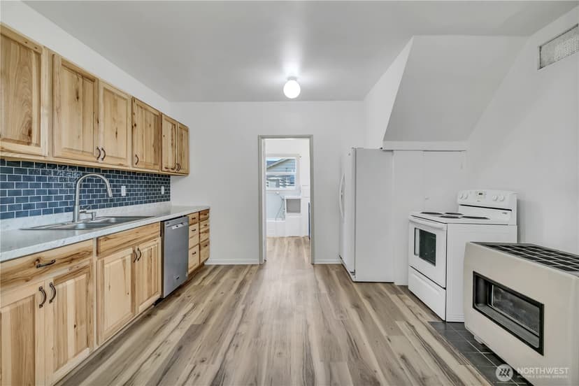 Property photo for 223 R Street NE, Auburn photo 10