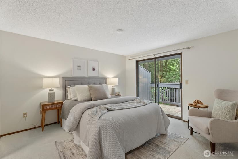 Property photo for 4005 145th Avenue NE, Bellevue photo 14